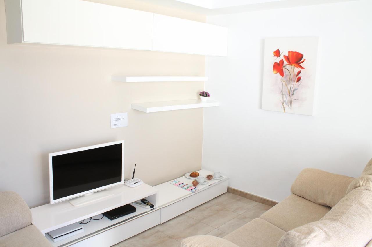 Villa Betty Cala'N Blanes  Kültér fotó