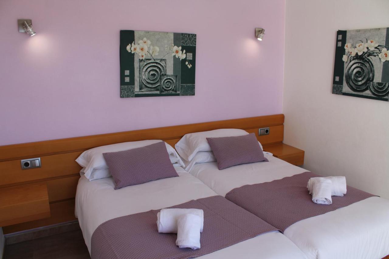 Villa Betty Cala'N Blanes  Kültér fotó