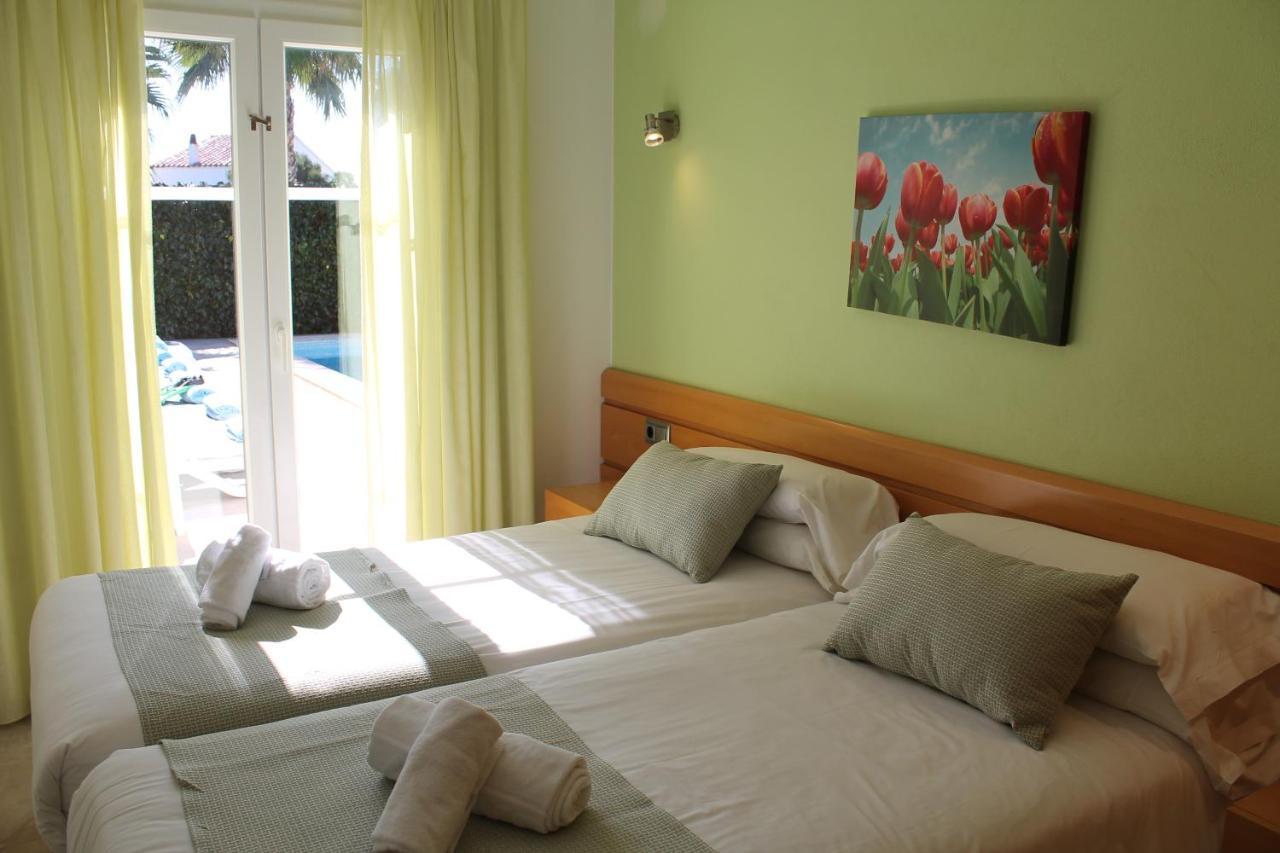 Villa Betty Cala'N Blanes  Kültér fotó